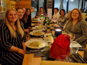 Weihnachtsfeier - ein Fest für die Praxisfamilie