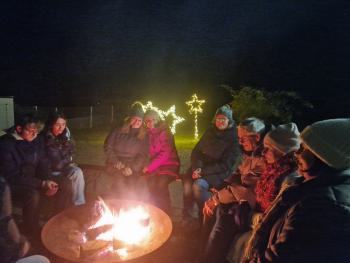 Advent, Advent, die Feuerschale brennt!